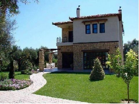 Villa in Logos Εgiou, 50 meters from the sea, idyllic location. The building is 270sq.m., plot-garden 1.200 sq.m., year of construction 2007, parking, security cameras, construction with excellent materials, 4 bedrooms, 3 bathrooms , living room, kit...