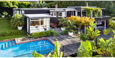 This is mid-century architecture at its best. Courtesy of John Austin from JASMaD architects, built in 1967 for himself, it has only had two owners. Extremely private, this stunning home with a beautiful, sunny, north facing pool, enjoys all day sun ...