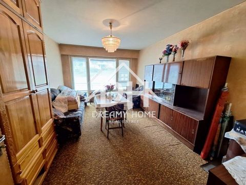 Property number 1565 For sale a three-bedroom apartment in the town of Smolyan. Kardzhali, kv. Fun. It consists of a corridor, a living room, a kitchen, two bedrooms, a closet, a bathroom, a toilet and two terraces. The property has an adjoining base...