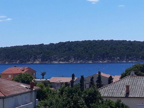 Tourist property of 5 apartments on Rab island, with sea views, only 250 meters from the sea! Total area is 350 sqm. Land plot is 565 sq.m. The property has floors GROUND+F+1+FLOOR. Above the basement of 41 m2, there is a ground floor with a separate...