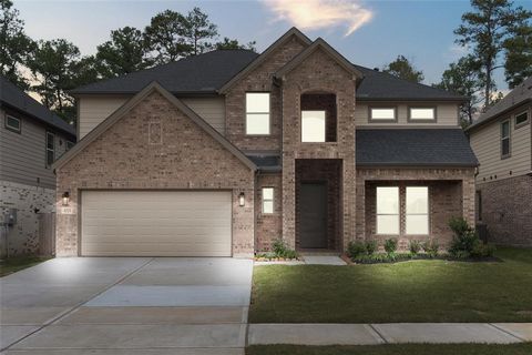 LONG LAKE NEW CONSTRUCTION - Welcome home to 3025 Mesquite Pod Trail located in the community of Barton Creek Ranch and zoned to Conroe ISD. This floor plan features 5 bedrooms, 3 full baths, 1 half bath, and an attached 2-car garage. You don't want ...