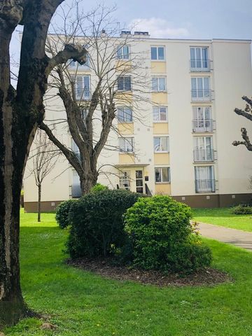 Dpt Val d'Oise (95), à vendre TAVERNY appartement T3 58 m2