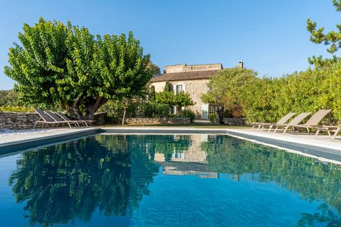 Authentic 17th Century Mas in the Heart of Luberon Tranquility, luxury, and history come together in this authentic 17th-century mas, nestled just minutes from the center of an iconic Luberon village. Formerly a dependency of the Senanque Abbey, this...