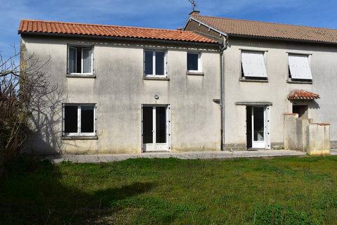 Dpt Deux Sèvres (79), à vendre proche de BORCQ SUR AIRVAULT5 maison P5 de 93 m² - Terrain de 220,00 m²