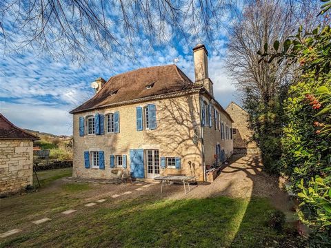 Standing in the heart of the Dordogne Valley, this beautifully presented stone house offers seven bedrooms, delightful character features, an independent stone barn, pool and large garden. Tracing its history back to the 16th century, this classic Fr...