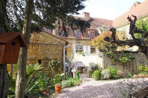 Summary Nestled within the enchanting medieval streets of Gourdon, this distinguished semi-detached residence, dating back to the 15th century, epitomizes timeless elegance and historical charm. With 2744 square feet of meticulously curated living sp...