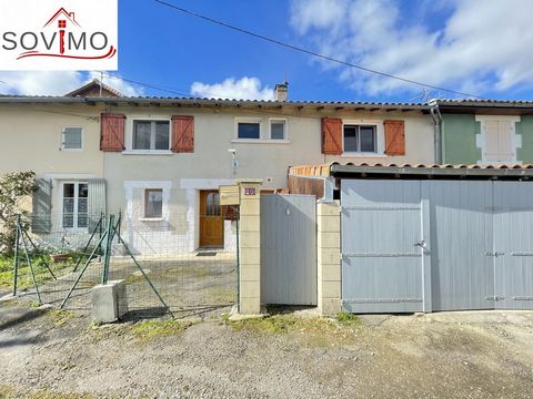REF. 34596 : 57 700 euros HAI, In the commune of Alloue (16), EXCLUSIVITY! Pleasant village house, semi-detached, comfortable, with adjoining courtyard, approx. 86.50 m2 usable composed on the ground floor: fitted kitchen/living room (fireplace), sho...