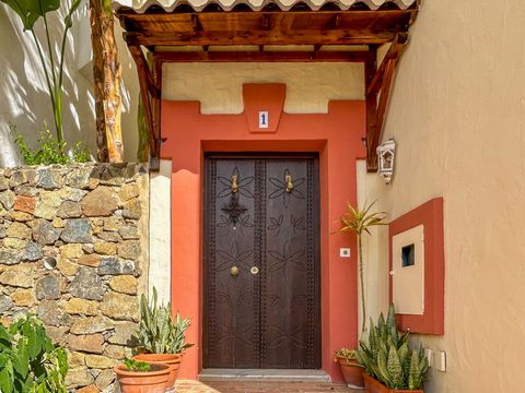Located in Benahavís. Nestled in the idyllic community of La Heredia, Benahavís, this enchanting rental property exudes timeless charm with its traditional Andalusian style. With 5 bedrooms, 3 of which are en-suite, this residence is perfectly suited...