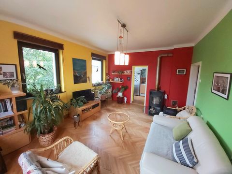 Are you looking for a larger, well-arranged apartment in the vicinity of famous Lake Bled for family life or for rental? In Zgornje Gorje, only 4km from lake Bled, we got into our real estate portfolio a very interesting three-and-a-half-room apartme...