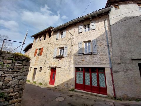 Situated at the heart of this mediaeval village lies this 2-bedroom house with its barn and separate garden. With a large workshop accessible from the street and the barn opposite, this would be a great place to start a business. The living accommoda...
