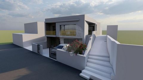 Single storey 2 bedroom villa in Ponte do Rol just a few minutes from Torres Vedras and the wonderful beaches of the west New 2 bedroom villa to debut under construction located in Ponte do Rol, house consisting of basement, ground floor and patio Ba...