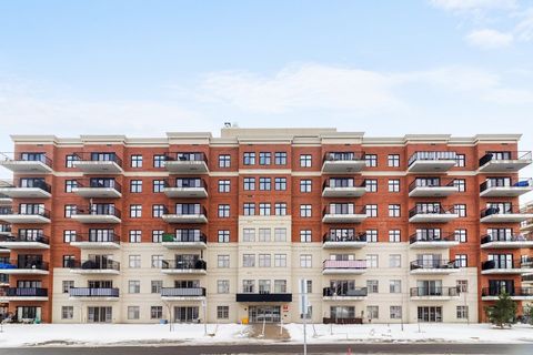 Welcome to this charming condo in Brossard, offering a modern and comfortable urban lifestyle. With 2 spacious bedrooms, this space is perfect for couples, small families or those looking for a home office. As you enter the condo, you're greeted by n...