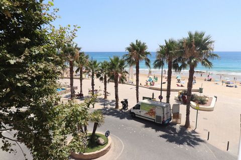 Fantastic apartment on the second line of the Arenal beach, with stunning sea views. This apartment is located in the heart of Calpe, a few steps from the Arenal beach, restaurants and promenade. It consists of 1 bedroom, a living-dining room with an...
