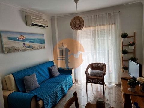 Flat in Monte Gordo, near the centre, for rent from October to May. This property has 2 bedrooms, 1 bathroom, 1 kitchen, 1 living room. It has a large entrance hall, is very bright and has south-facing solar orientation. Well decorated and very well ...