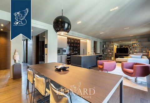 In one of the most luxurious areas of Milan there is this exclusive designer apartment for sale, located in the fashion district. This luxury property, an inimitable object with a unique and innovative design featuring home automation, is located on ...