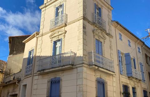 A village north of Beziers with all shops and cafes, near Cessenon (river), located about 30 minutes from the coast, 15 minutes from the motorway and 20 minutes from Beziers airport. A beautiful and prominent bourgeoise home, unusual, spacious and ex...