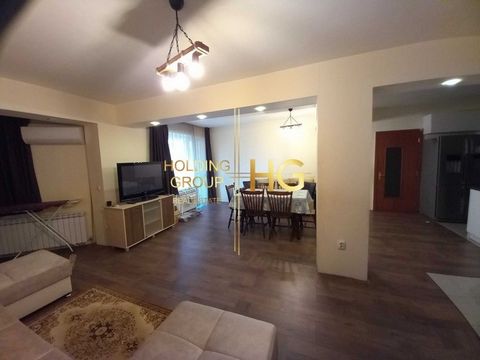 HOLDING GROUP real estate presenteert onder uw aandacht een prachtig appartement met twee slaapkamers in Sofia. Bries. Mooi en zonnig appartement volledig op het zuiden. De woning bestaat uit 2 gangen, waarvan er één een grote en comfortabele kleding...