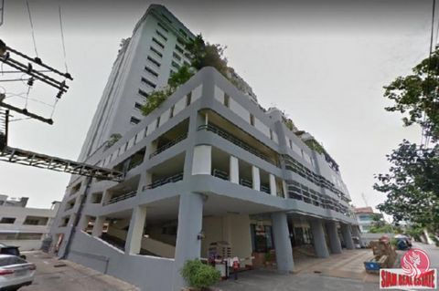 Sathorn Suites 2 bedroom, 1 bathroom. 67 Sqm. Asking - 4,300,000 THB Sathorn Suite is a small lowrise completed in 1999. The building has 8 floor and 19 units. Situated near Chong Nonsi BTS. This building is in an excellent location. Facilities Facil...