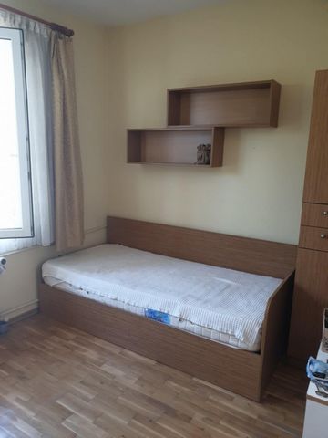 The apartment is located in a quiet and communicative place in close proximity to public transport stops, schools, kindergartens, supermarket Billa and others, consisting of a corridor, 2 bedrooms, living room, bathroom with toilet.