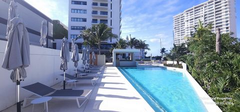 Dieses atemberaubende Penthouse befindet sich in der exklusiven Gegend von Marina Puerto Cancun und ist die perfekte Kombination aus Luxus, Komfort und Rentabilität. Mit einer Fläche von 122 Quadratmetern wurde jeder Winkel dieses Raums mit den höchs...