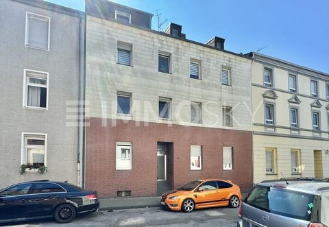 This apartment building is the ideal investment for investors who are looking for long-term income and value appreciation. With its seven residential units, the property appeals to different tenant groups and thus promotes broad diversification of th...