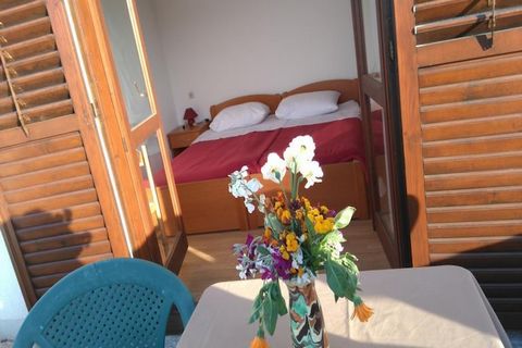 Guest House Hazdovac is located in Kozarica on beautiful island Mljet. Luggage storage before check in and after check out is available, so that you can explore the island a bit more before departure. Free private parking on site, reservation require...