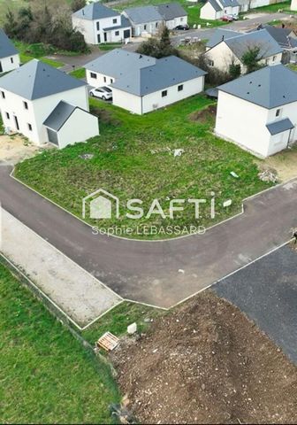 Situé à Aunay-sur-Odon (14260), ce terrain à bâtir de 411 m² offre un emplacement prometteur. Ce terrain bénéficie d'une proximité idéale avec les commodités essentielles de la vie quotidienne. À seulement 850 mètres des écoles élémentaires, 500 mètr...