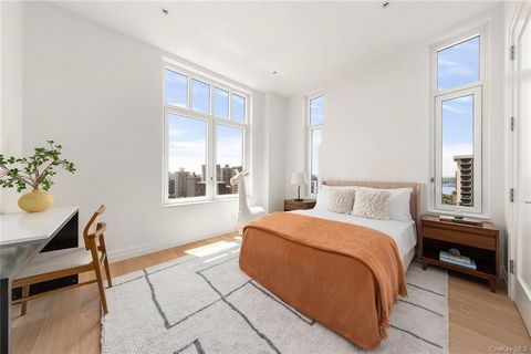 Twoja historia z Upper West Side zaczyna się tutaj w Fifteen Off-the-ParkPrzez ograniczony czas, oferując 4% brokerom kupującego! Witamy w tym luksusowym dwupoziomowym penthousie na pełnym piętrze z prywatnym tarasem z widokiem na Central Park. Rozci...