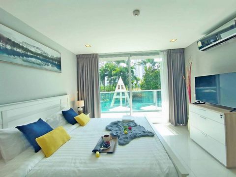 Onlangs gerenoveerd appartement met uitzicht op het zwembad te koop Dit onlangs gerenoveerde appartement met 1 slaapkamer in Club Royal Pattaya biedt veel waar voor je geld met een gereduceerde prijs van 2.677.900 THB , een daling van 3.499.000 THB ,...