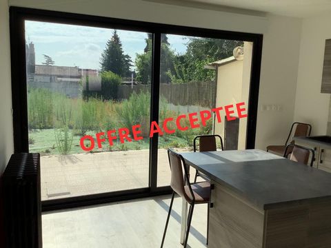 Belle 1930 ,3 chambres(+ combles) avec garage et jardin , à 10 minutes du centre ville