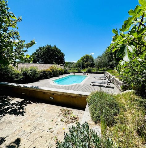 Maison de charme avec piscine à Mane