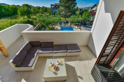 This luxurious holiday home can host 12 guests comfortably. Located in Bibinje, it comes with 5 bedrooms and a private swimming pool, bubble bath and sauna where you can enjoy and relax. The holiday home is 400 m from the sea and provides an opportun...