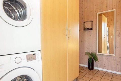 Holiday cottage with whirlpool and sauna characterised by its good layoyt with the whole house perfectly utilised and made of good materials. The house is extremely well equipped and furnished with modern furniture. Of course there are air conditione...