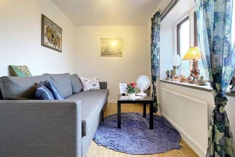 Here you are welcomed right into the sea and tranquility in this charming accommodation where the plot runs right on the shoreline of picturesque Beddingestrand, an old fishing village once dating back to the 18th century. From the plot you have a co...