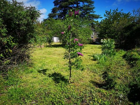 Very pretty building plot located in a small hamlet on a quiet country lane, yet only a few minutes from the bustling town of Civray, with its twice weekly market, aquatic centre, shops, schools, restaurants, bars and delightful riverside walks. With...