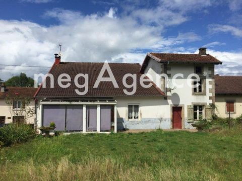 RENOVATE A COUNTRY TOWN HOUSE FOR YOUR ACTIVITY In the heart of the spa town of Bains-les-Bains, take some space and arrange the place to your taste in a large 19th century house. Part of the house is to be completely renovated. The other part, about...