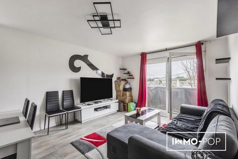 Immo-pop, the fixed-price real estate agency, offers you this Type 2 apartment of 47 m² (Rue de l'Égalité) facing North close to shops and transport (1km from the RER B - Le Bourget and the future metro lines 16 and 17). IDEAL INVESTOR! Apartment in ...