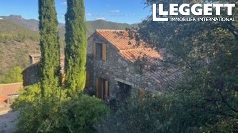A26587CLE34 - In the heart of a small hamlet near Vieussan, a small village in our famous Orb valley, nestles this fantastic stone house, completely renovated in 2005, currently offering 170 m² of living space spread over 2 levels and completed by a ...