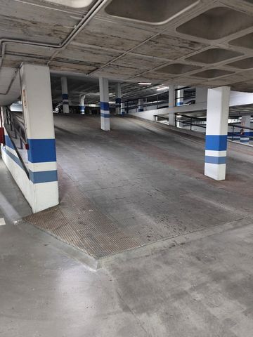 Magnificent opportunity. 2 PARKING SPACES for SALE in the Martinez Astein area. There are two accesses, both pedestrian and by car (from the avenue itself and from Córdoba Street). It accommodates a car and a motorbike on each of them. Ideal both for...