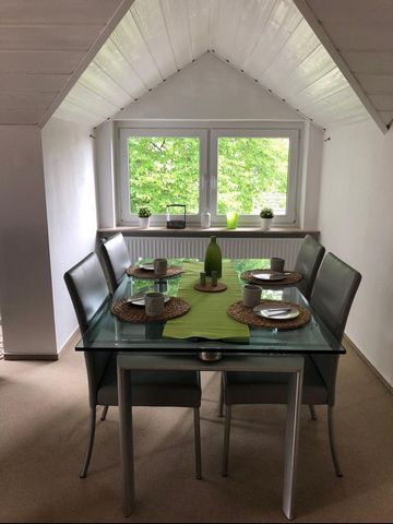 *English*: This special, bright, spacious apartment is located in an old Art Nouveau villa in the south of Dortmund. The balcony with a view into the greenery offers the opportunity to eat and linger. The apartment is spacious and gives you many oppo...