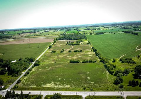 Location! Location! Location! Rare corner location. 39.39 acres has 735.64 ft on Leslie St. Key connection from York Region to Simcoe County by approved 404/400 bypass running very close to property. Fantastic Investment in Booming East Gwillimbury/Q...