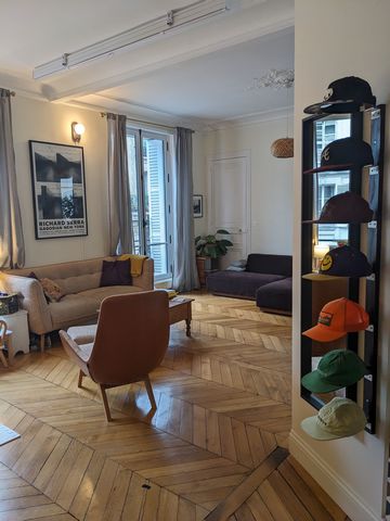 Live in a central location right off the Place de la République in a young Paris neighborhood that is both highly livable and trendy. The duplex was recently renovated and includes a very large living room, an open kitchen that has everything you nee...