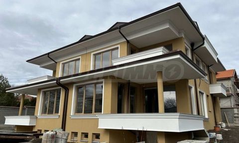 SUPRIMMO Agency: ... We present for sale a new twin house with Act 14 in an excellent, peaceful area of Burgas. The location of the property is convenient, next to the University Hospital Our Lady and the complex 'Aquae Calidae Thermopolis', which is...