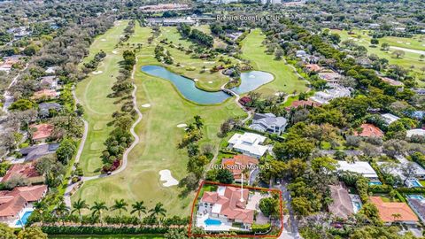 Located on the highly sought-after and coveted Santa Maria St within the City BeautifulCoral Gables, this striking, immaculately maintained, one-story, single-family pool home offers a perfect blend of traditional elegance, functionality and style. I...