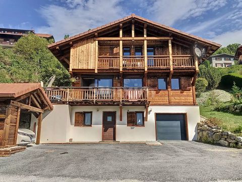REF 67866AML: PASSY: SWIXIM exclusive: Welcome to this magnificent chalet with undeniable charm! Whether you are looking for a primary residence or a vacation home, this chalet is a rare opportunity not to be missed. Its ideal location, its exception...