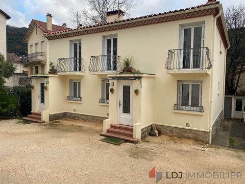 IDEAL INVESTOR - Real estate complex wall + background in full ownership, fully restored, double glazing, electric shutters, fully furnished, neat finishes It consists of 16 apartments, 14 T1 / 1 T2 / 1 T3, two cellars of 100m2 each, a bicycle storag...