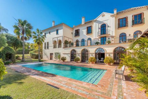 A truly impressive front-line golf villa in La Reserva area of Sotogrande . Traditional Andaluz exterior which is complemented within by Morrocan accents throughout. This beautiful property which is south-east facing is entered via an Andalucian entr...