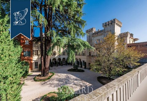 A prestigious 19th-century building with elegant frescoed halls for sale with a big leafy park, located in the heart of Brescia's countryside. Its quiet and reserved intimate position is strategic for those arriving from Milan or from Bergamo&ap...