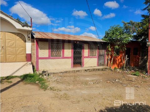 ? House for Sale in the City of Esteli Bo. Linda Vista: Northwest side of Divino Niño Church, 1 block west, mid south. ? ?? Documents in order?? living room?? Kitchen?? 1 quart?? 1 bathroom?? patio?? Basic Services
