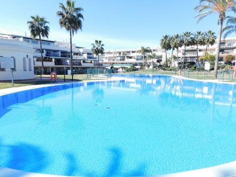 Located in Puerto Banús. Touristic Reg. Code VFT/MA/18648 Ground floor apartment located within a very popular development by the outskirts of Puerto Banus , in Locrimar within easy walking distance to Puerto Banus Marina (10 minutes, 1.8km) and to t...